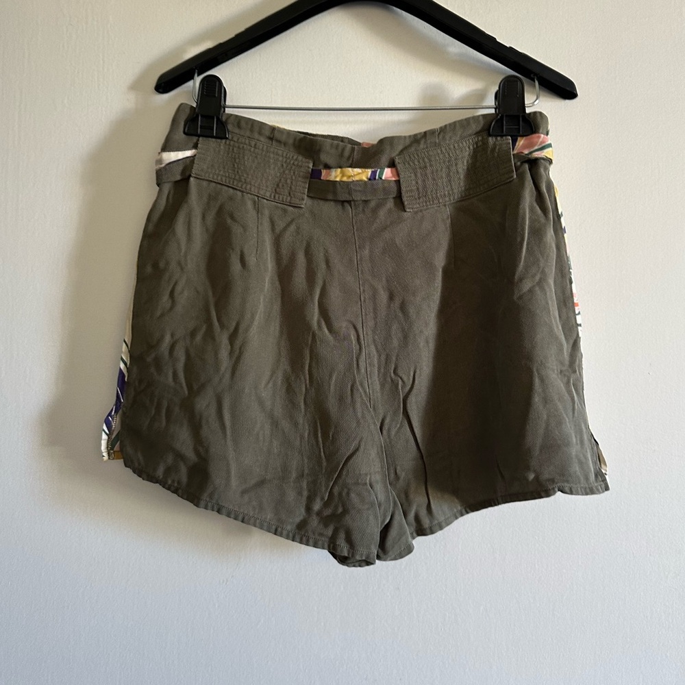 La Prestic Ouiston Designer Silk/Tencel Green Colorful Paperbag Shorts size S - Picture 3 of 8